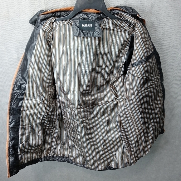 Vogue women's black removable hood puffer coat. New without tag. Sz large. Pit-p - Picture 3 of 7